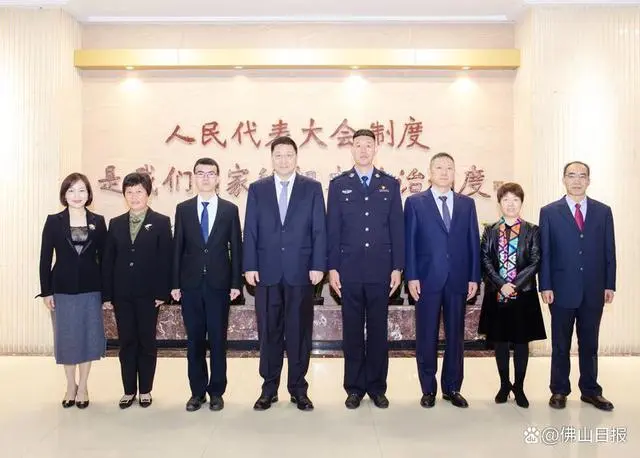 出發！佛山8名全國人大代表啟程參加全國兩會